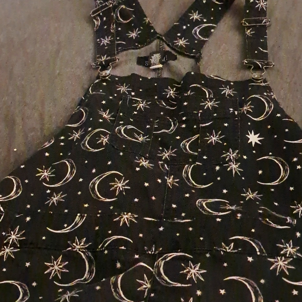 Hot topic celestial short-alls